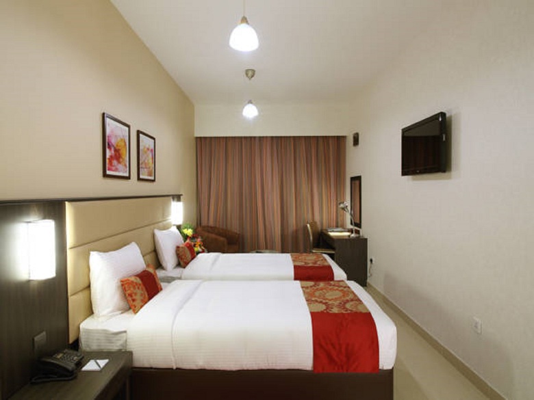 Flora Al Souq Hotel