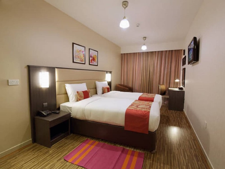 Flora Al Souq Hotel
