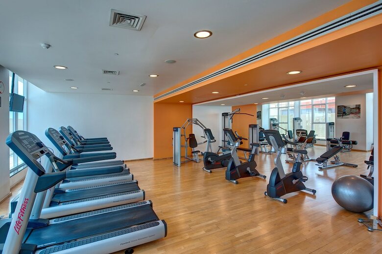 Al Khoory Executive Hotel, Al Wasl