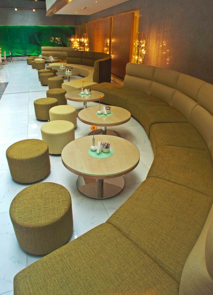 Al Khoory Executive Hotel, Al Wasl