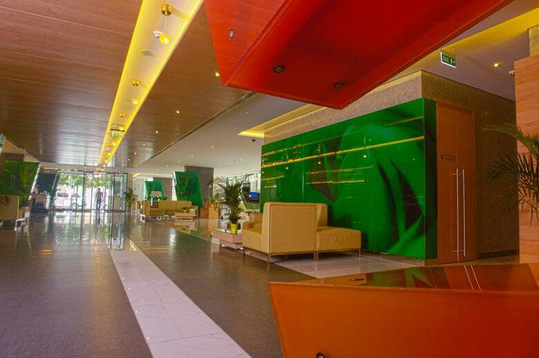 Al Khoory Executive Hotel, Al Wasl