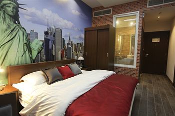 Reflections Hotel
