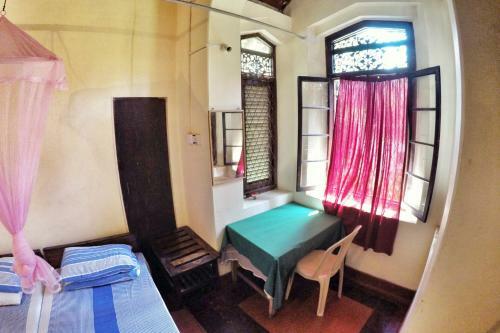 Hostal Sumudu Guest House