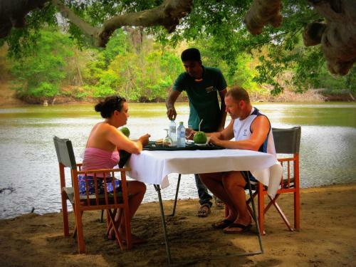 Hotel Mahoora Tented Safari Camp - Kumana