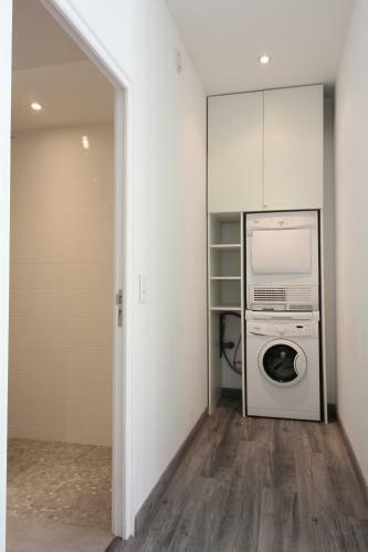 Spacious Apartment In Old Town Antibes