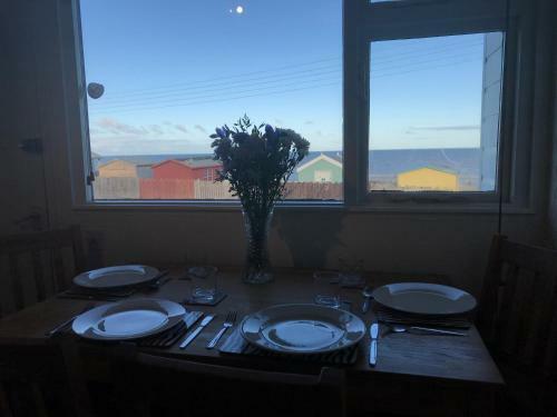 Lundy Sea View Villa - Mobility Friendly
