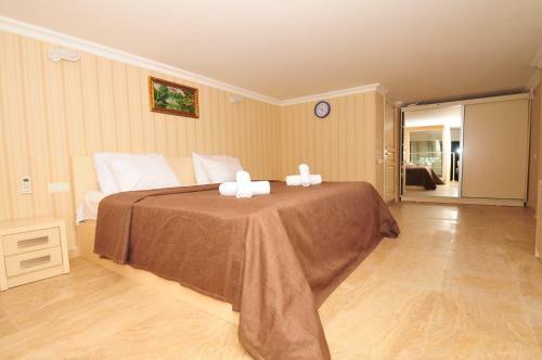 Orbi City White Sails Apart Hotel