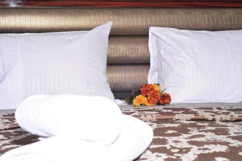 Orbi City White Sails Apart Hotel