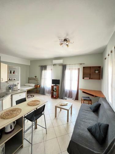 Apartamento Tassos' Home
