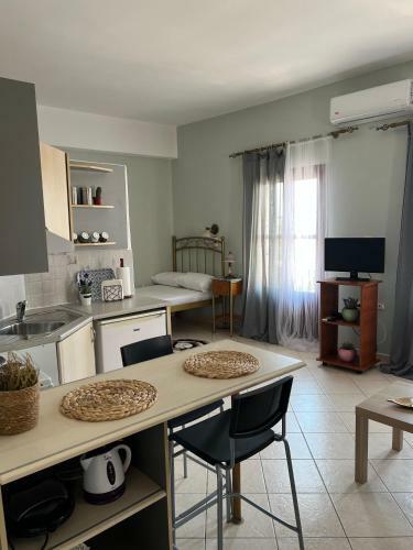 Apartamento Tassos' Home