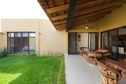 Spacious 3 Bedroom Villa With Free Parking