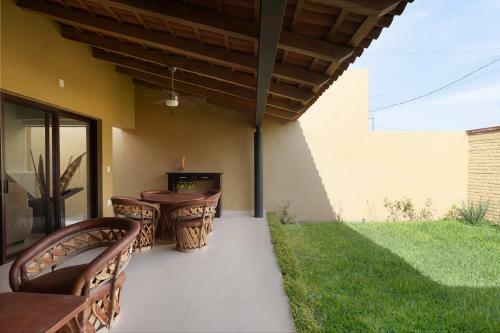 Spacious 3 Bedroom Villa With Free Parking