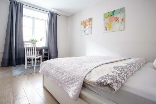 Baron Old Town Apartments