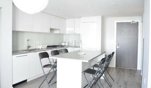 Apartamento 2102-6638 Dunblane Burnaby