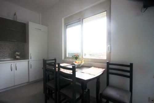 Blue Apartments 110m Deluxe A