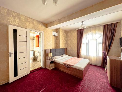 Inner City Hotel