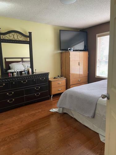 Beautiful Home In Monterey Park