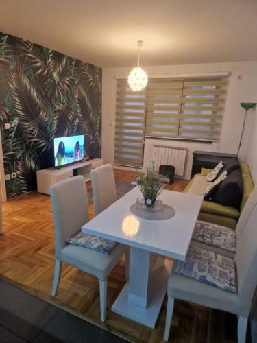 Apartamento Stan Orhideja Lukavica
