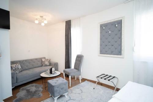 Urban Suites & Apartments