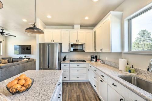 Sunny Flagstaff Home With Natl Forest Access!