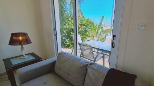 Stay : Sunny Bay Villa