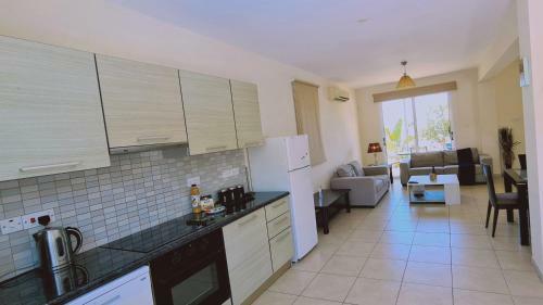 Stay : Sunny Bay Villa
