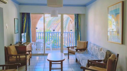 Stay Limanaki Apartments
