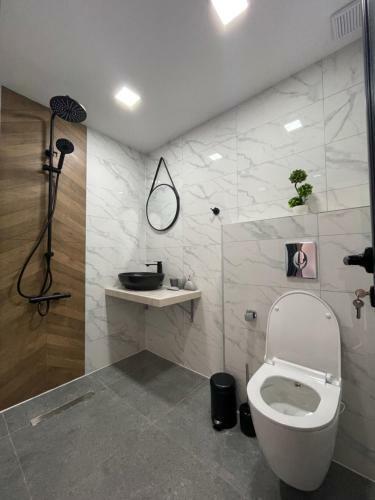 4U Luxury Villa