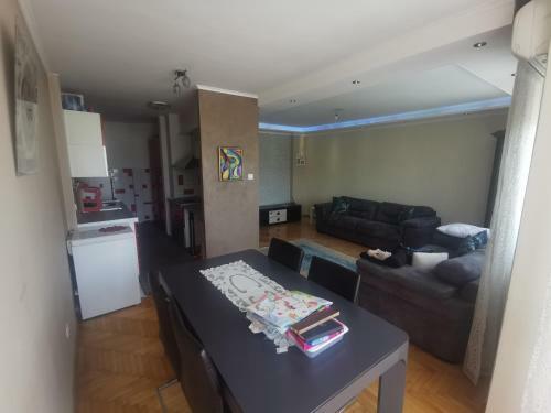 Apartamento Stan Tuzla 100m2 Mejdan