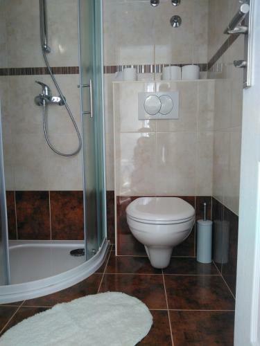 Hostal Rooms With Wifi Vis - 8905