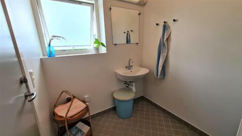 2 Room Apartment Close To Mch