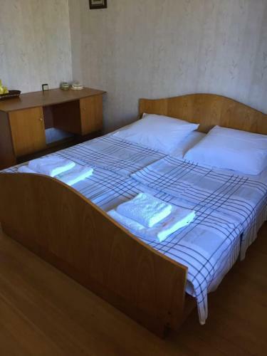 Hostal Next To Airport