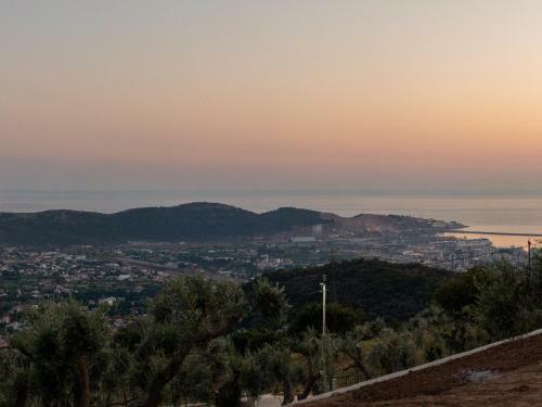 Apartamento Olive Hilltop Velembusi