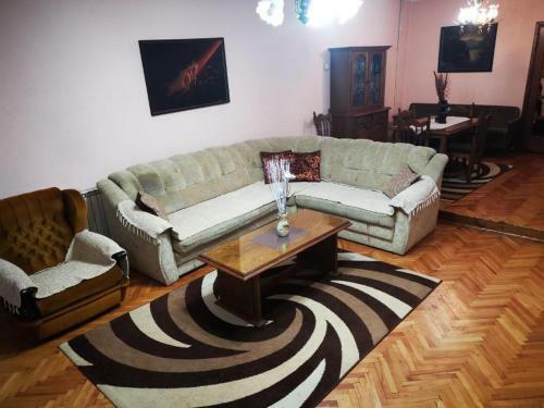 Apartamento Julija&lujza House