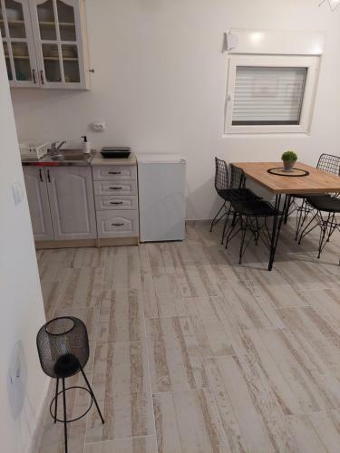 Apartmani.sutomore