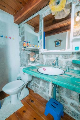 Authentic Boka House With Artistic Soul