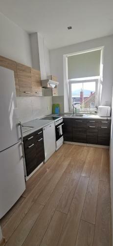 S?oneczny Apartament Blisko Jeziora I G�r