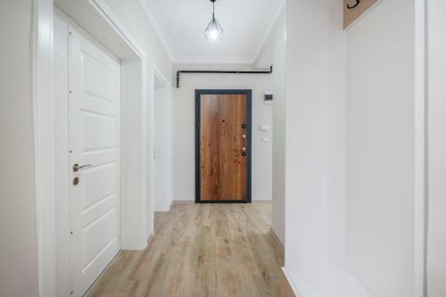 Spacious Apartment In The Historical Center Of Bursa