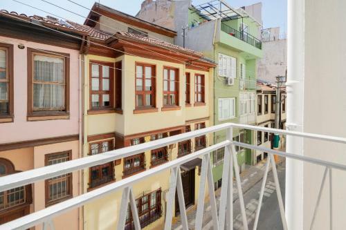 Spacious Apartment In The Historical Center Of Bursa