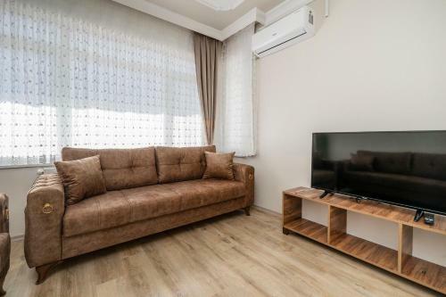 Spacious Apartment In The Historical Center Of Bursa