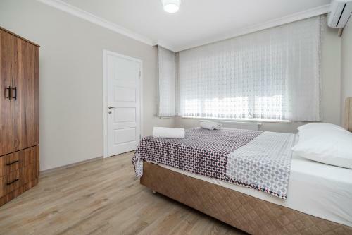 Spacious Apartment In The Historical Center Of Bursa