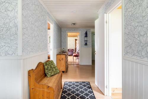Cozy Cottage In Smaland Close To Lake