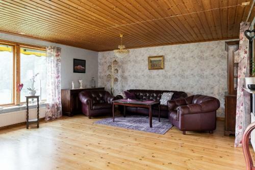 Cozy Cottage In Smaland Close To Lake
