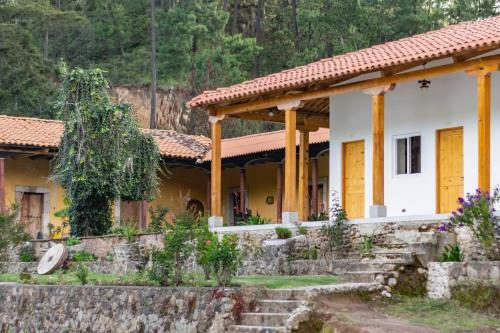 Casa Montana Hotel