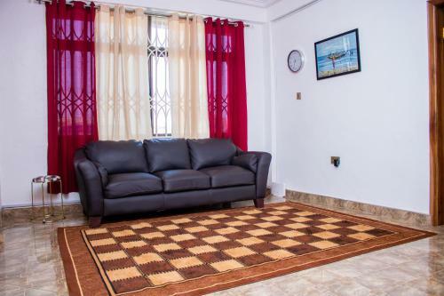 Tantra Grande Apartments