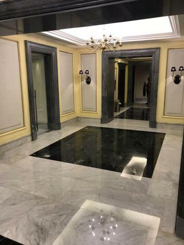Four Season Hotel-luxury Apartments