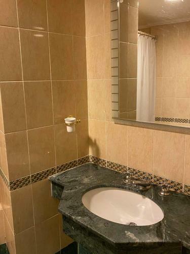 Four Season Hotel-luxury Apartments