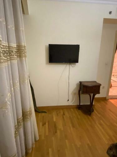 Four Season Hotel-luxury Apartments