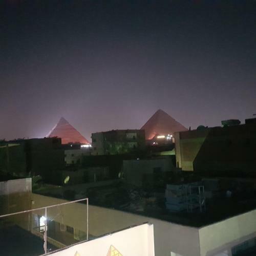 Bed & Breakfast 2 Jana Pyramids View Inn