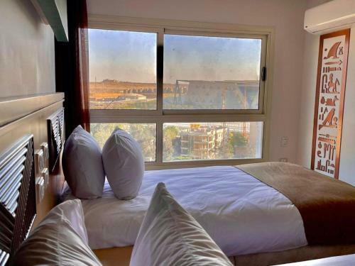 Hostal Grand Museum Guest House, Pyramids View